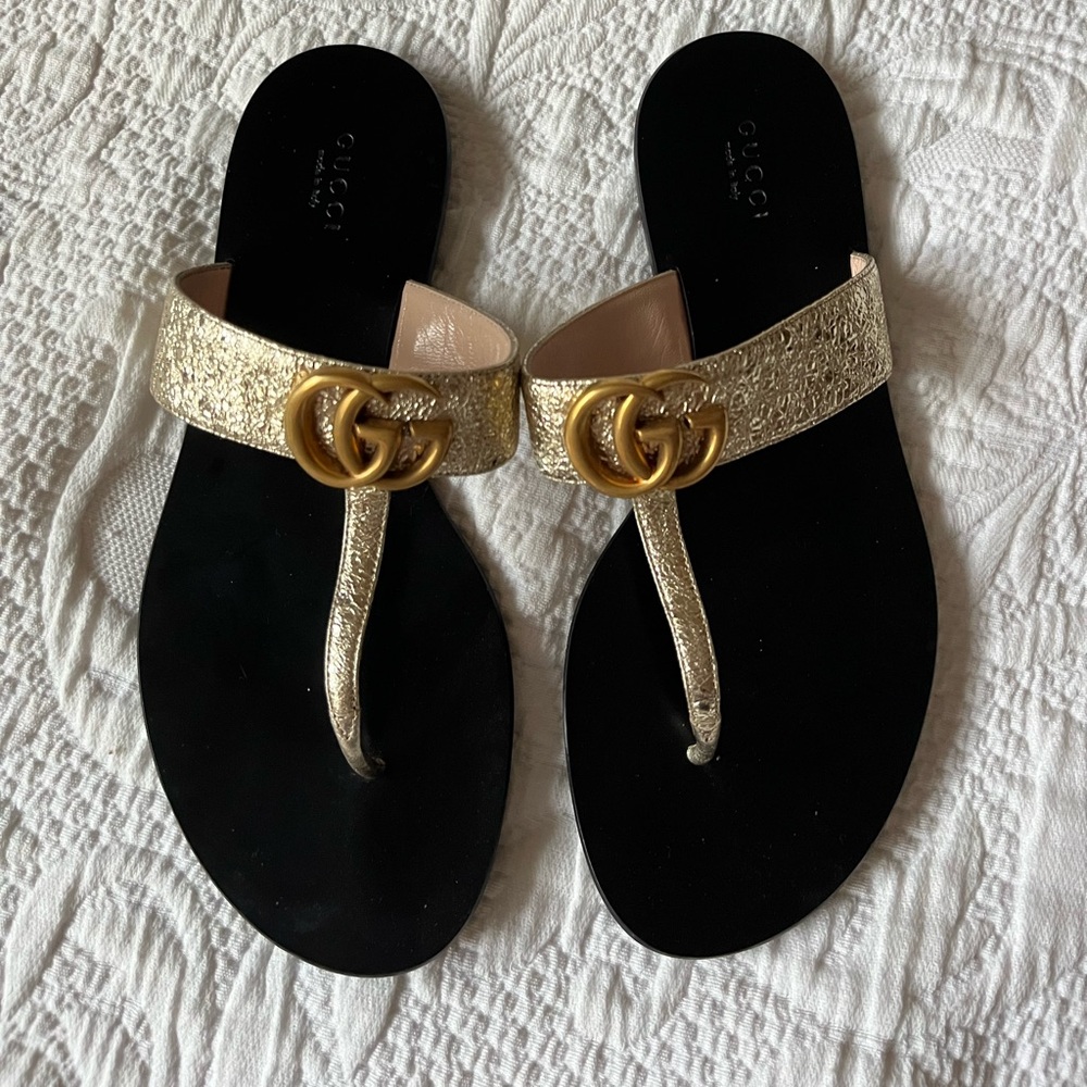 Gucci Gold and Black Sandals with Double-G Logo
